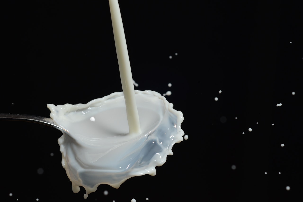 5 lifehacków z wykorzystaniem mleka, o których nie mieliście pojęcia